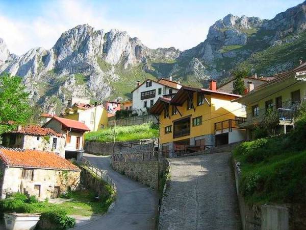 Arenas de Cabrales (Asturias) – 20 y 21 de agosto
